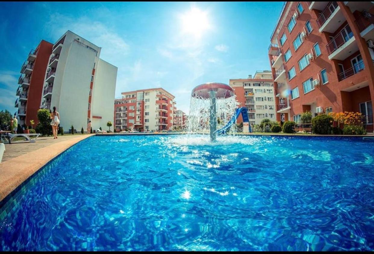 Fort Noks- Marina- Avalonia Apartment Sveti Vlas Exterior foto