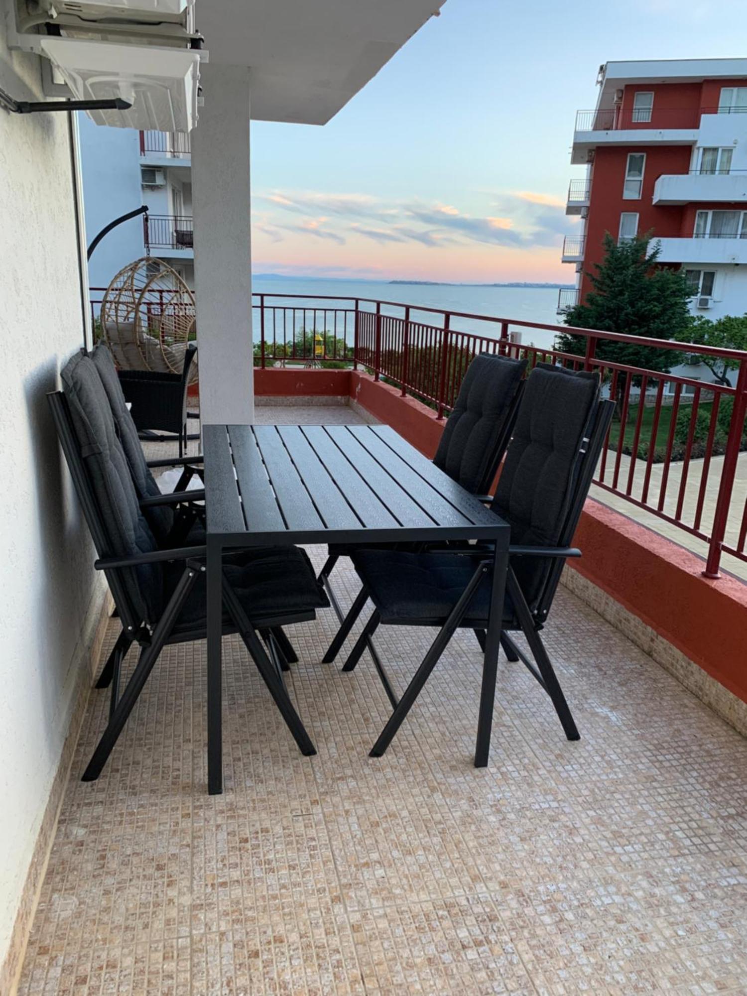 Fort Noks- Marina- Avalonia Apartment Sveti Vlas Exterior foto